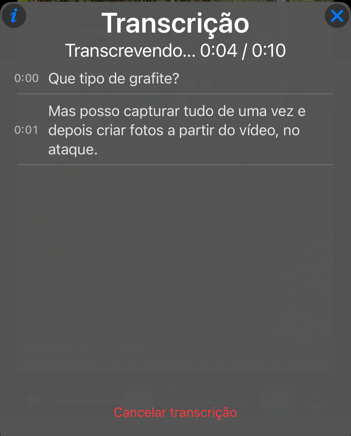 Transcrição em andamento: as linhas reconhecidas aparecem no painel, o progresso é mostrado em relação à duração do vídeo e abaixo a ação Cancelar transcrição