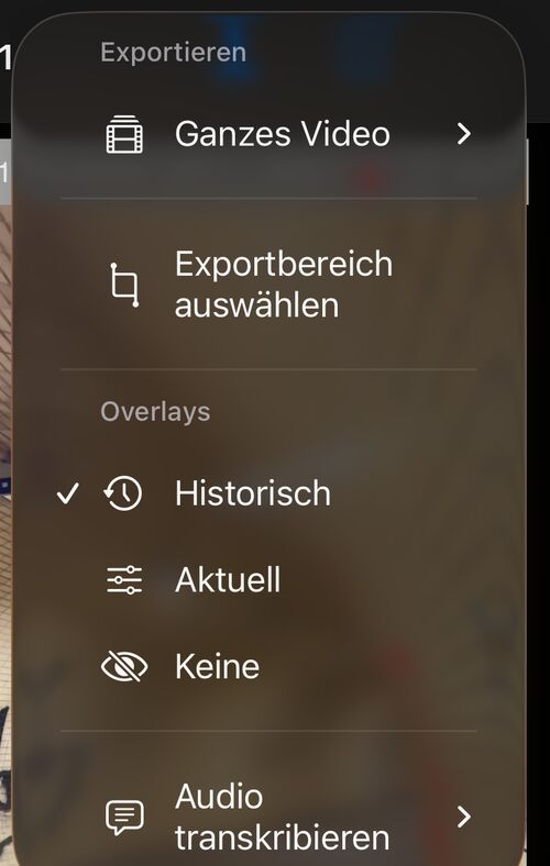 Das Mehr-Menü der Videowiedergabe mit dem Eintrag Audio transkribieren unter den Bereichen Export und Overlays