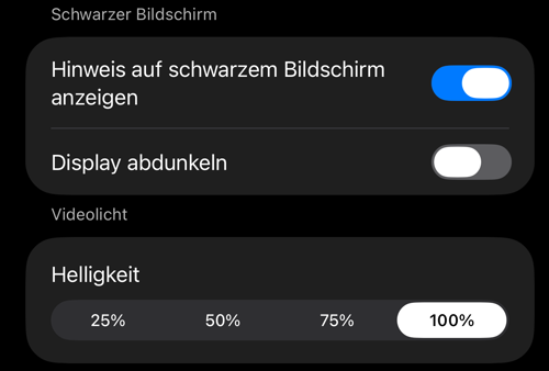 Einstellungen der Sucher-Bedienung: die Abschnitte „Schwarzer Bildschirm“ und „Videolicht“