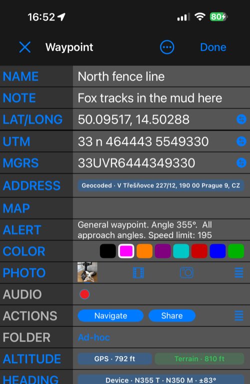The waypoint editor in Advanced view, with Altitude, Heading and Course at the bottom of the list
