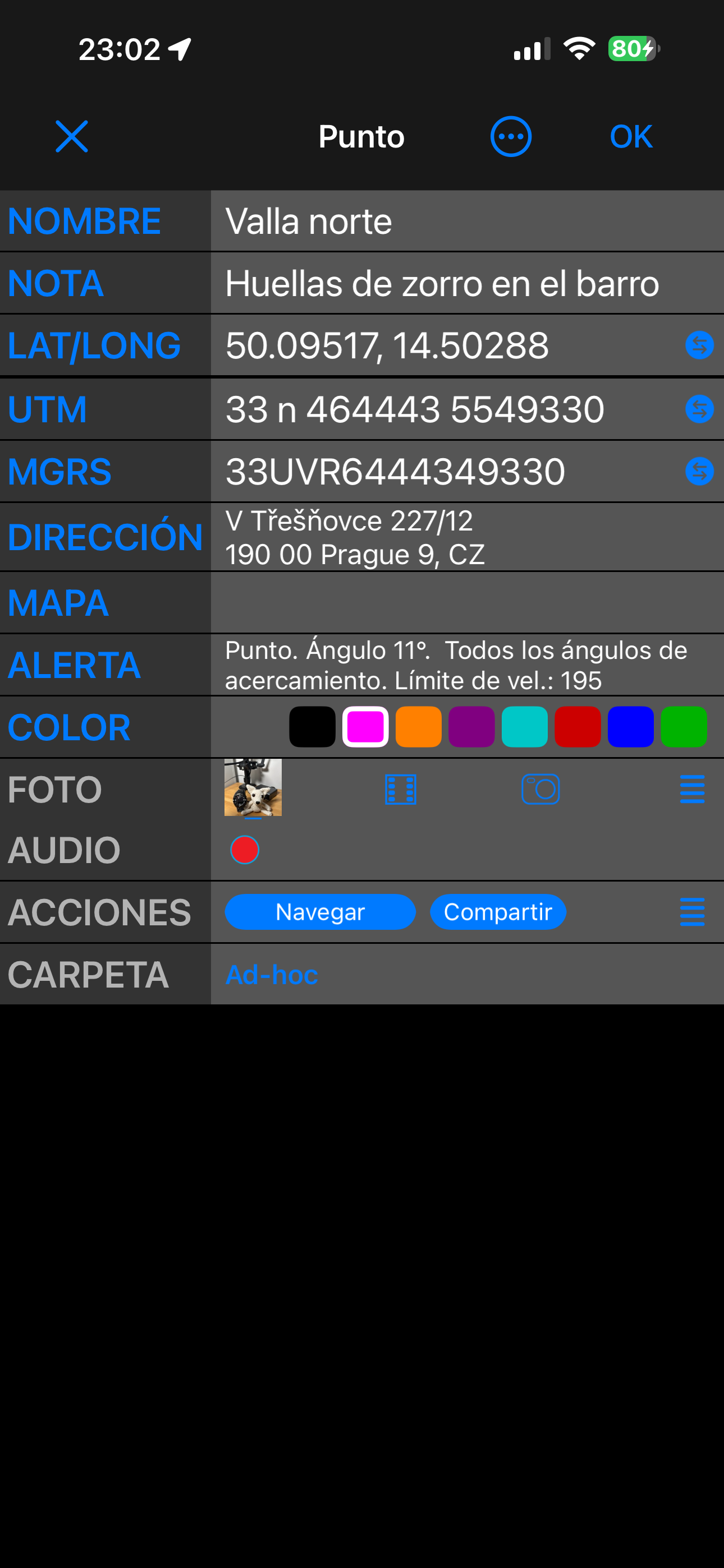 El editor de puntos en vista Sencilla: NOMBRE, NOTA, LAT/LONG, UTM, MGRS, DIRECCIÓN, MAPA, COLOR, FOTO, AUDIO, ACCIONES y CARPETA, una fila cada uno