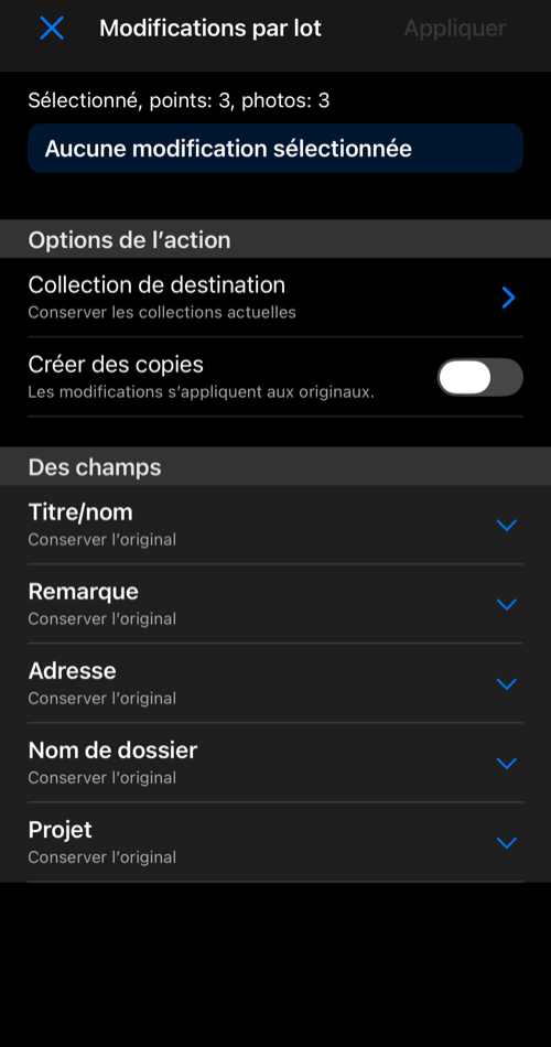 Écran des modifications par lot avec nombres de points et photos, options d’action et champs repliés