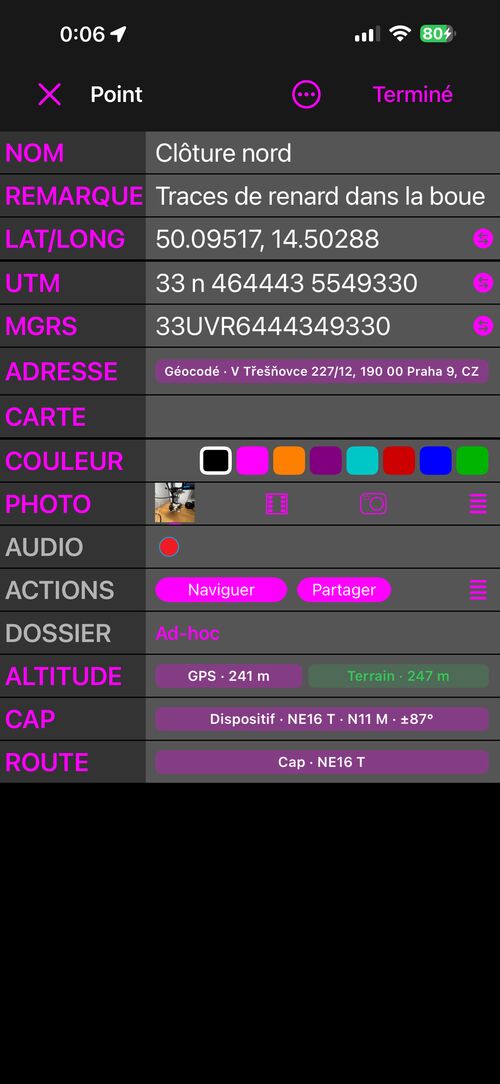 L&rsquo;éditeur de point en vue Avancée, avec Altitude, Cap et Direction en bas de la liste