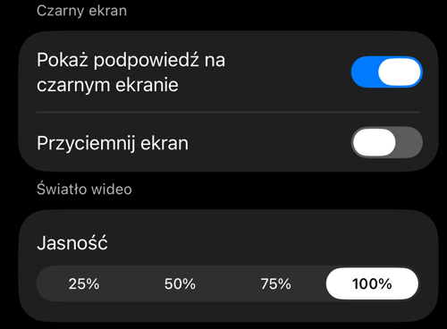 Ustawienia Sterowania wizjerem: sekcje Czarny ekran i Światło wideo