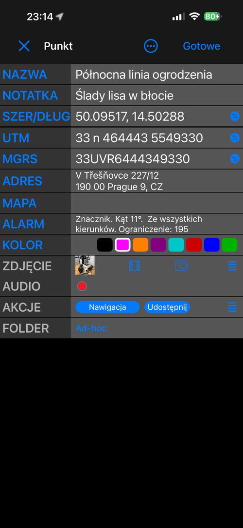 Edytor punktu w widoku Prostym: NAZWA, NOTATKA, SZER/DŁUG, UTM, MGRS, ADRES, MAPA, KOLOR, ZDJĘCIE, AUDIO, AKCJE i FOLDER — po jednym wierszu