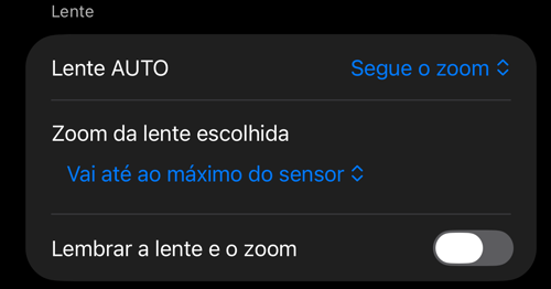 A seção «Lente» nas configurações de controles do visor: «Lente AUTO», «Zoom da lente escolhida» e «Lembrar a lente e o zoom»