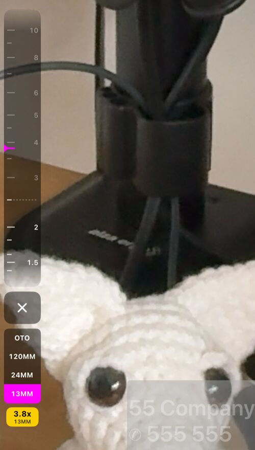 13MM lens seçiliyken ve yakınlaştırma 3.8x’teyken şerit: işaretlerin soluklaştığı kesik çizginin ötesinde
