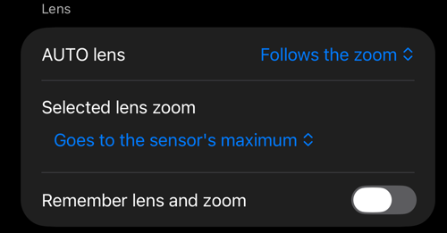 Phần «Lens» trong cài đặt Viewfinder controls: «AUTO lens», «Selected lens zoom» và «Remember lens and zoom»
